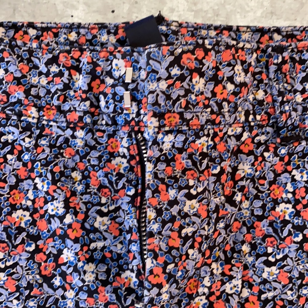 GAP Floral patterned shorts - Picture 6 of 7